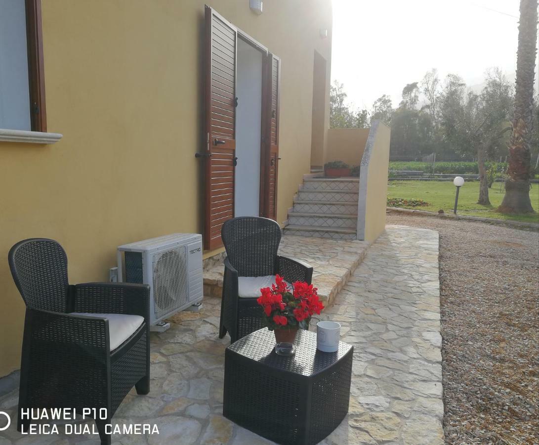 B&B Fiori Di Pesco Fertilia Exterior photo
