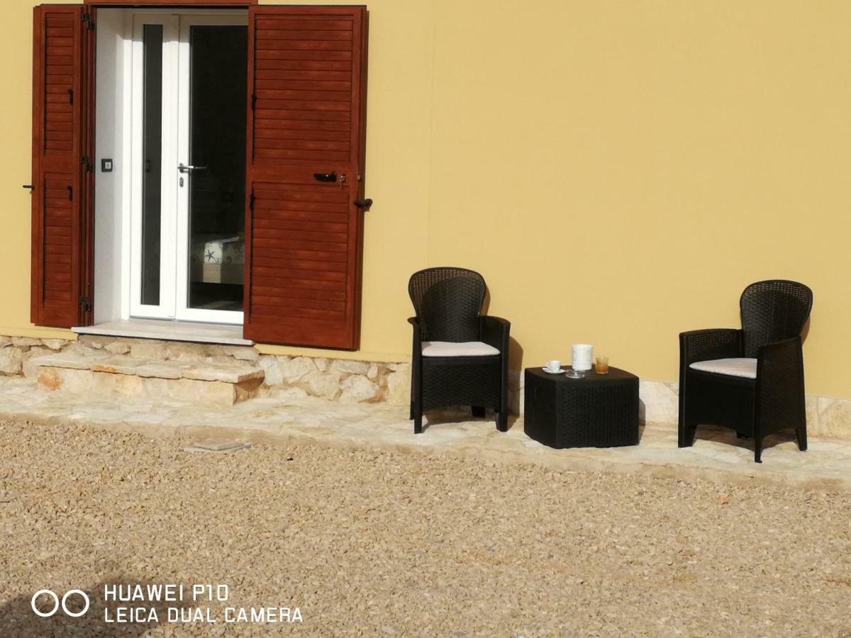 B&B Fiori Di Pesco Fertilia Exterior photo